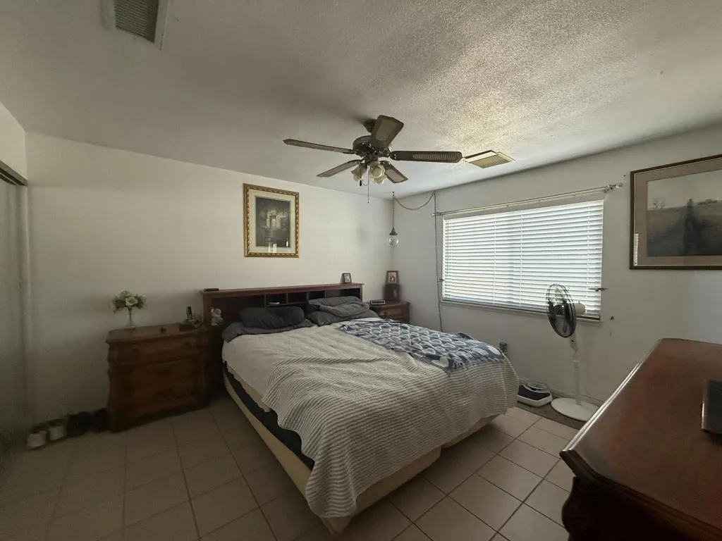 13285 Caliente Drive, Desert Hot Springs, California 92240 home-pic-9