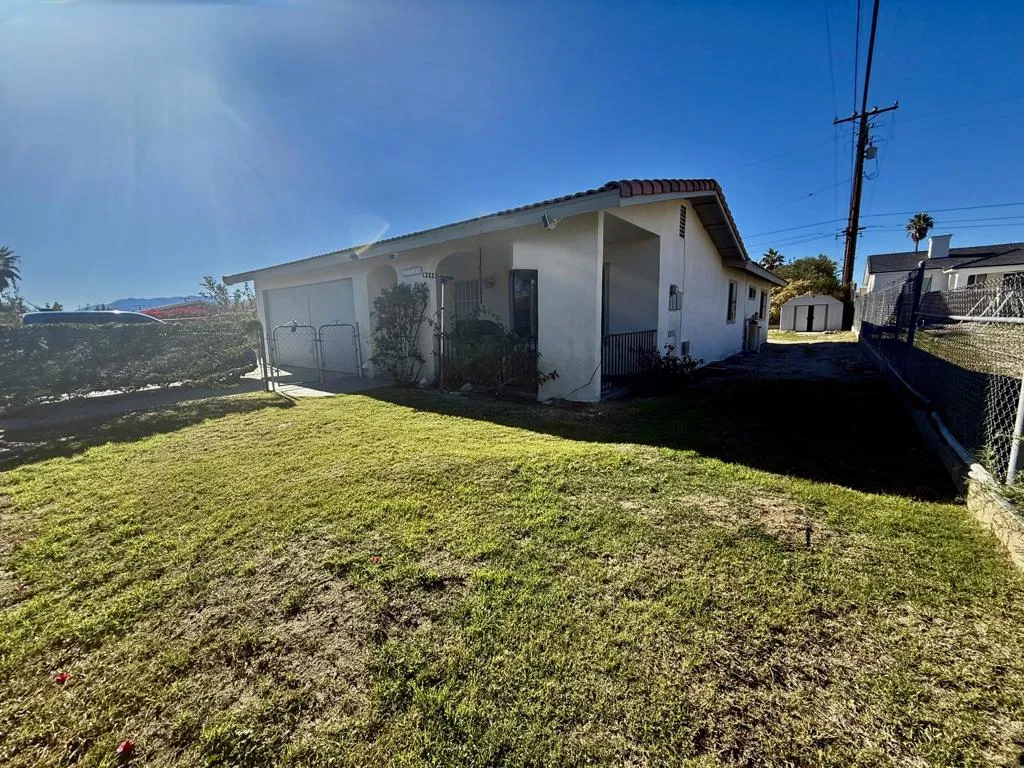 13285 Caliente Drive, Desert Hot Springs, California 92240 home-pic-2