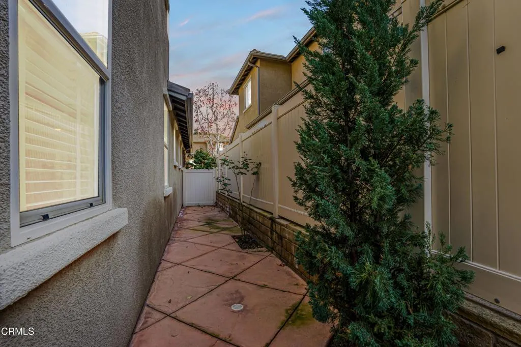 631 Clearwater Creek Drive, Thousand Oaks, California 91320 home-pic-33