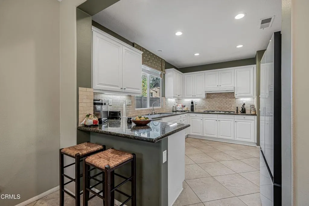 631 Clearwater Creek Drive, Thousand Oaks, California 91320 home-pic-9