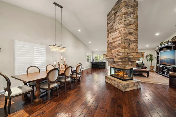 Large great room concept.