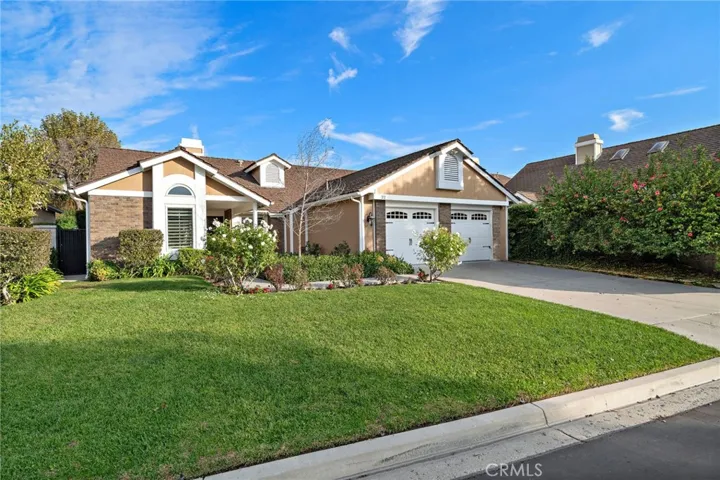 Large lot over 8,600 sq feet of privacy.