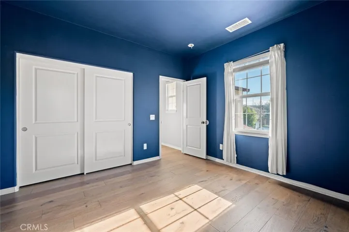 Upstairs Suite-2, Picture-2