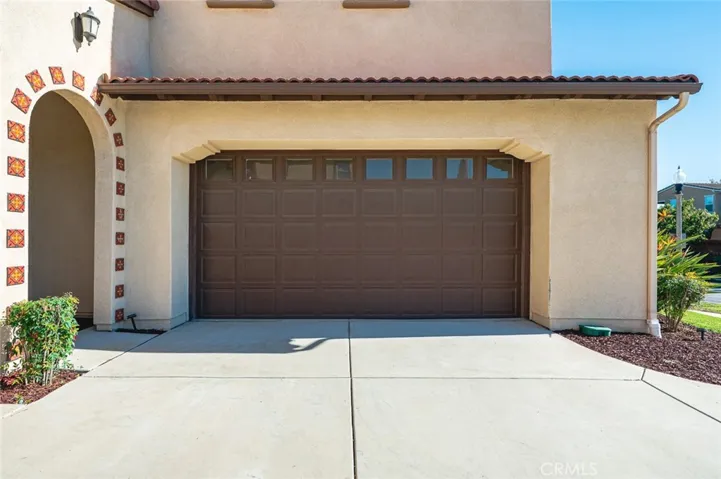 2-car garage