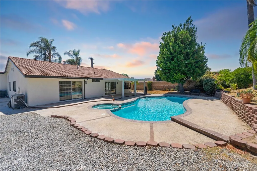 9504 Lemon, Rancho Cucamonga, California 91737 home-pic-34