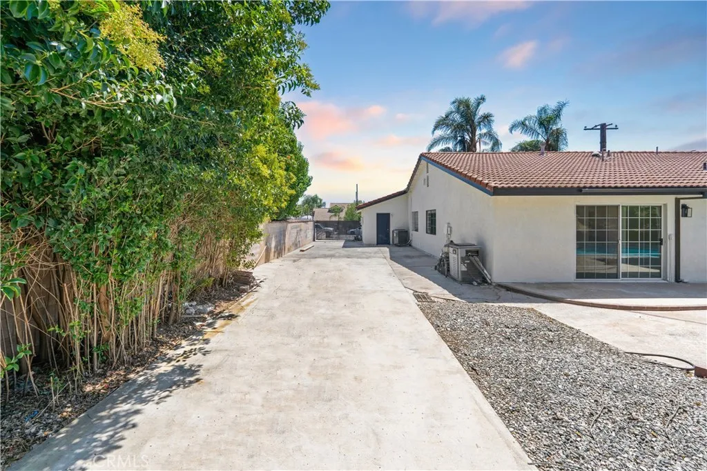 9504 Lemon, Rancho Cucamonga, California 91737 home-pic-35