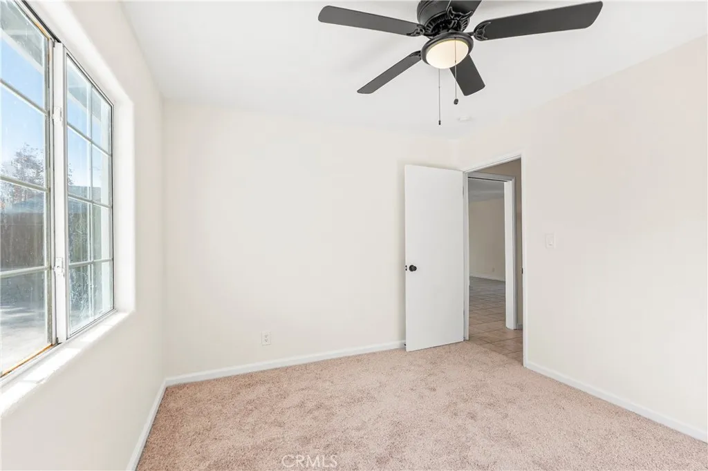 1347 E Avenue R3, Palmdale, California 93550 home-pic-8