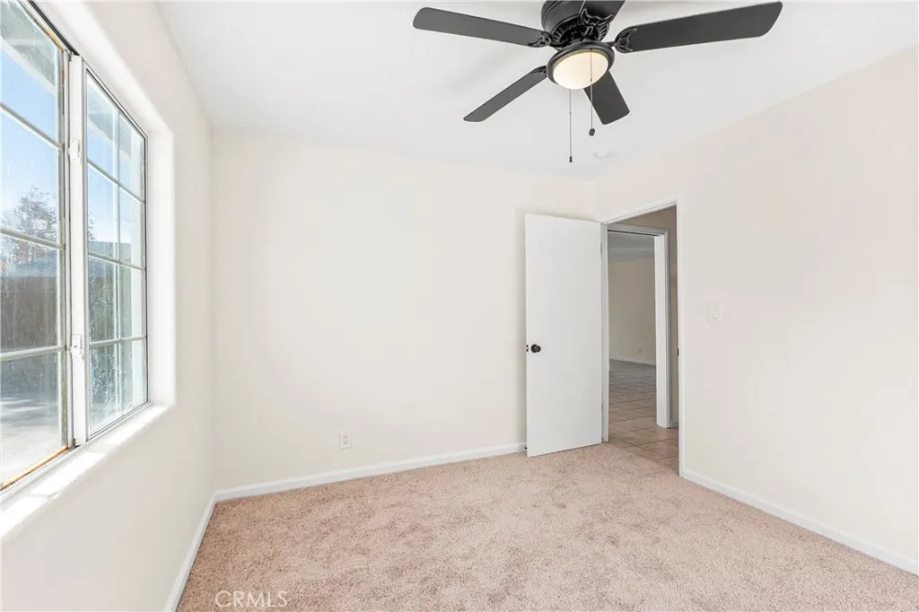 1347 E Avenue R3, Palmdale, California 93550 home-pic-12