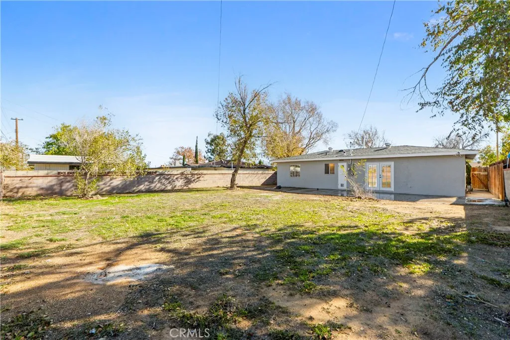 1347 E Avenue R3, Palmdale, California 93550 home-pic-21