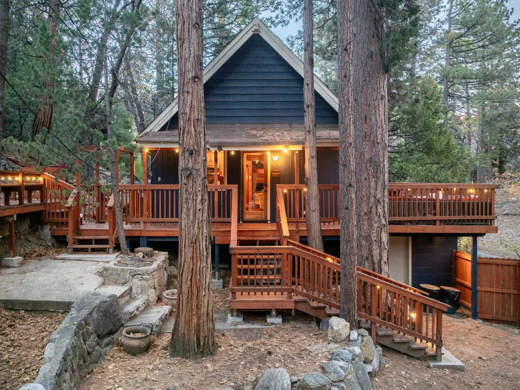 25435 Franklin Drive, Idyllwild, California 92549 home-pic-1