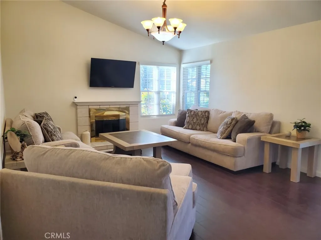 4459 Clarksdale, Riverside, California 92505 home-pic-2