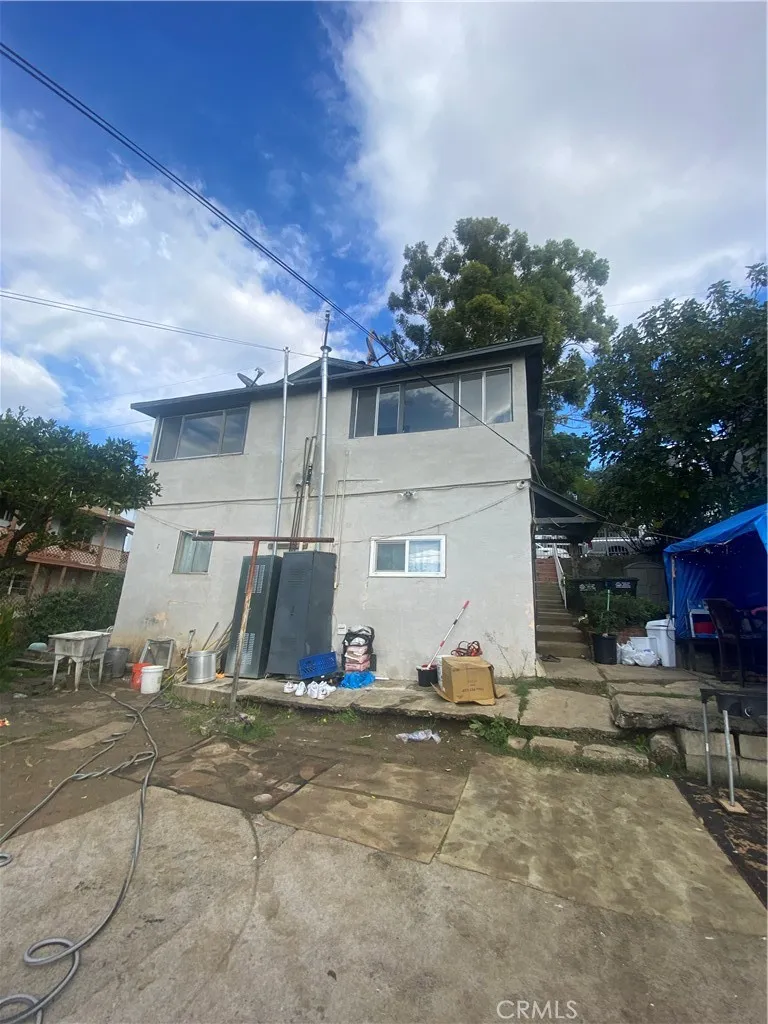 1129 N Alma, Los Angeles, California 90063 home-pic-20