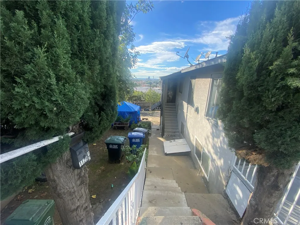 1129 N Alma, Los Angeles, California 90063 home-pic-19