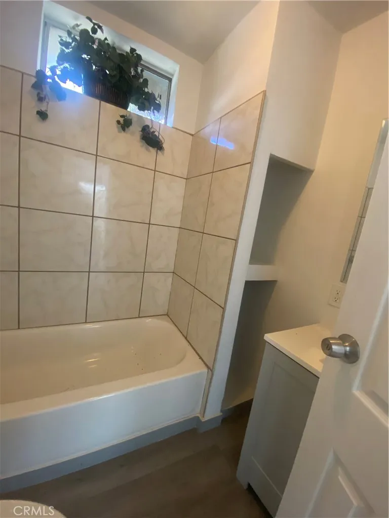 1129 N Alma, Los Angeles, California 90063 home-pic-14