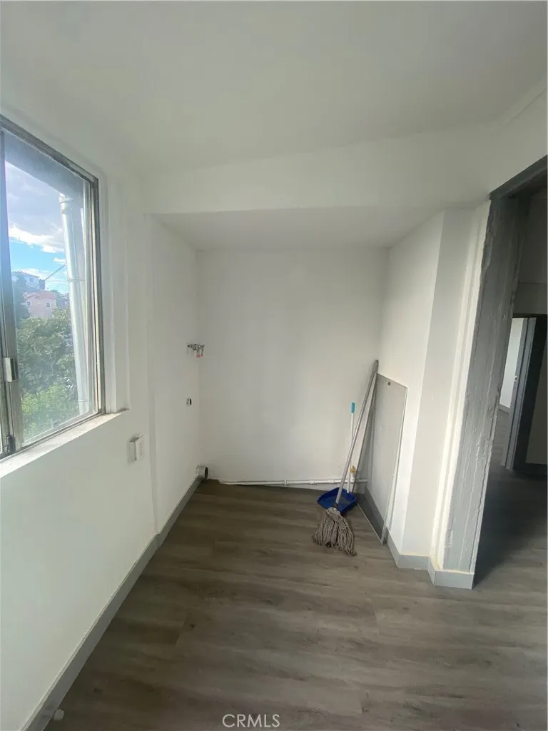 1129 N Alma, Los Angeles, California 90063 home-pic-15
