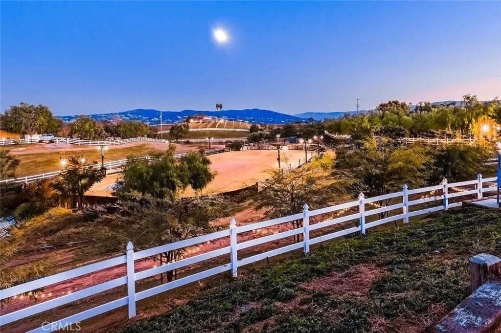 40125 Camino Del Vino, Temecula, California 92592 home-pic-46