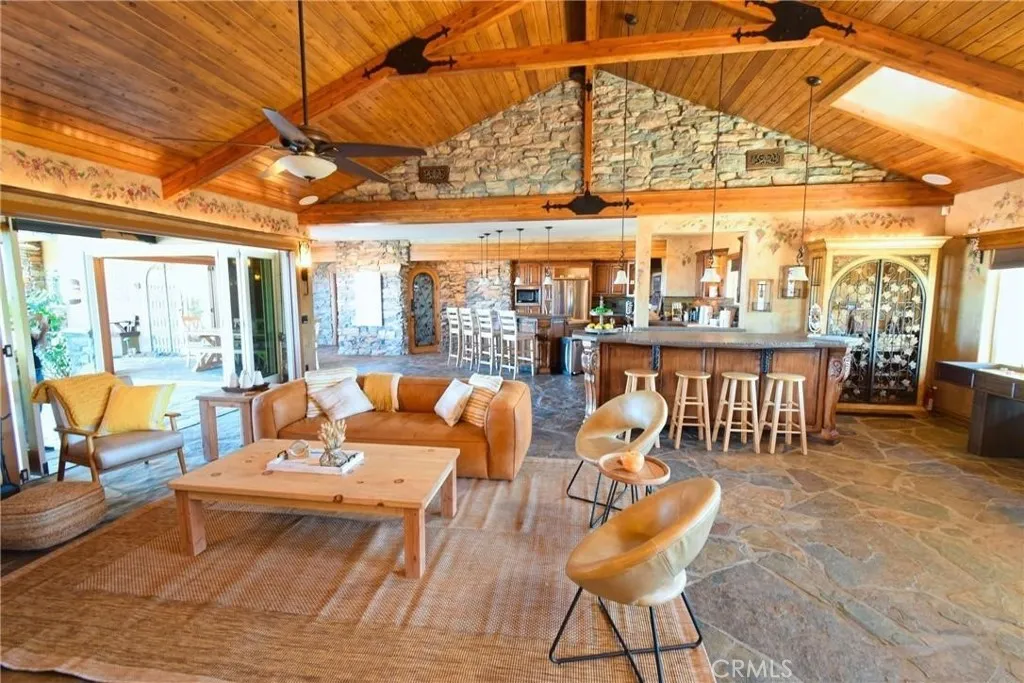 40125 Camino Del Vino, Temecula, California 92592 home-pic-9