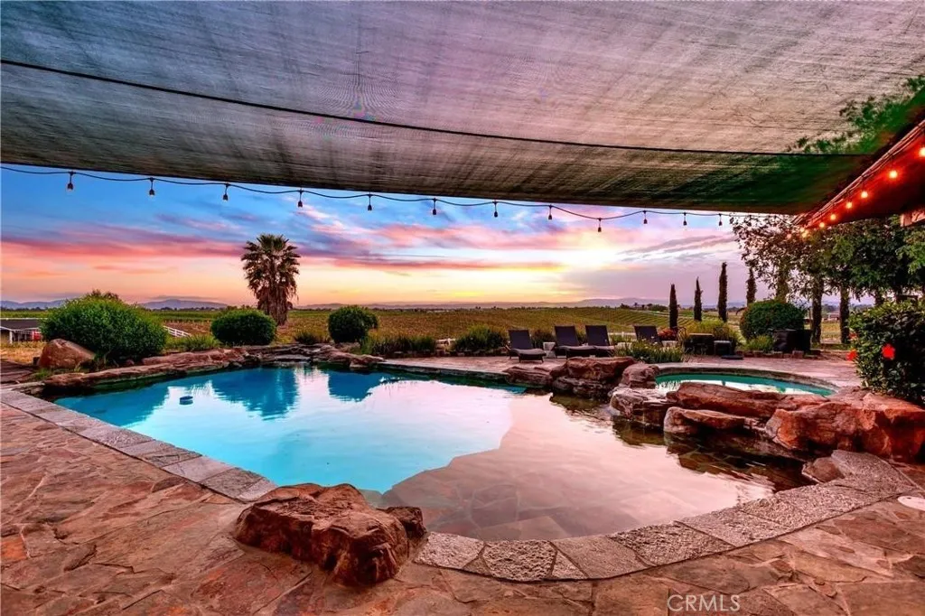 40125 Camino Del Vino, Temecula, California 92592 home-pic-36