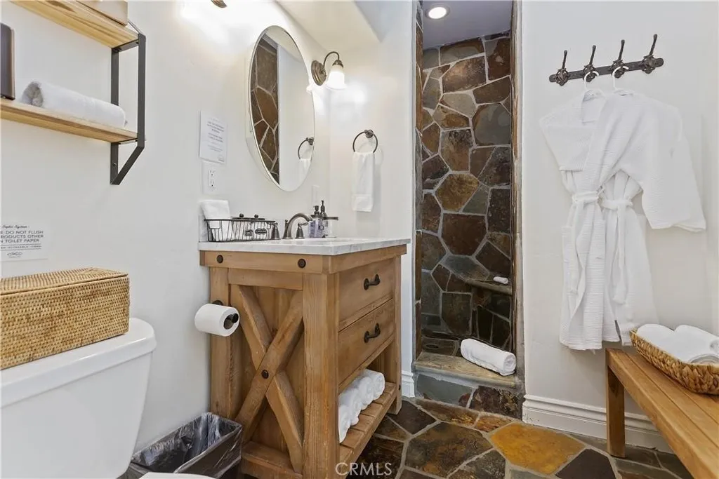40125 Camino Del Vino, Temecula, California 92592 home-pic-62