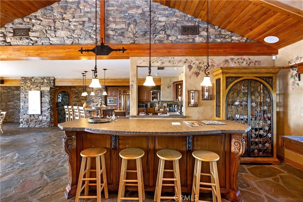 40125 Camino Del Vino, Temecula, California 92592 home-pic-11