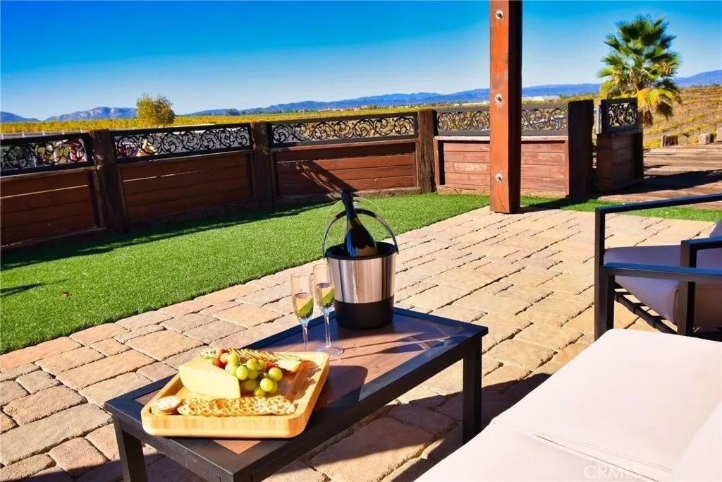 40125 Camino Del Vino, Temecula, California 92592 home-pic-33