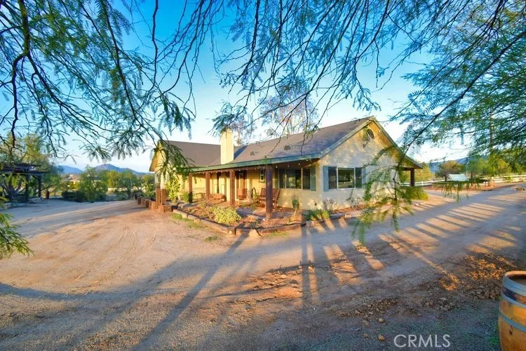 40125 Camino Del Vino, Temecula, California 92592 home-pic-64