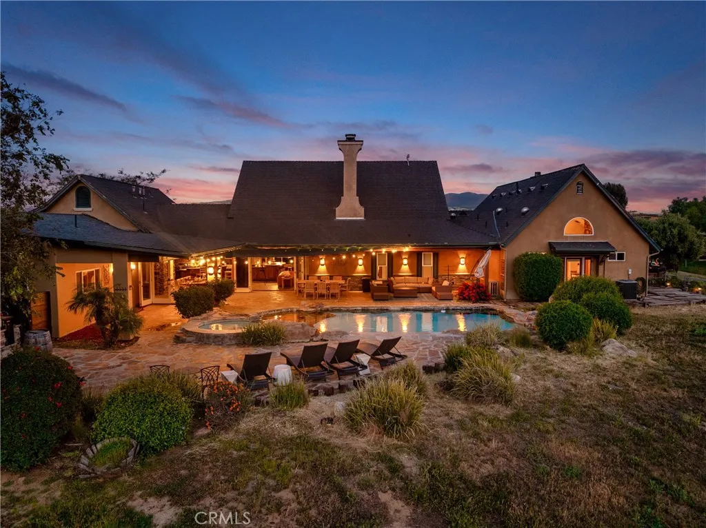 40125 Camino Del Vino, Temecula, California 92592 home-pic-8