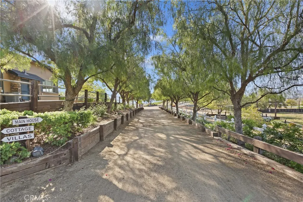 40125 Camino Del Vino, Temecula, California 92592 home-pic-4