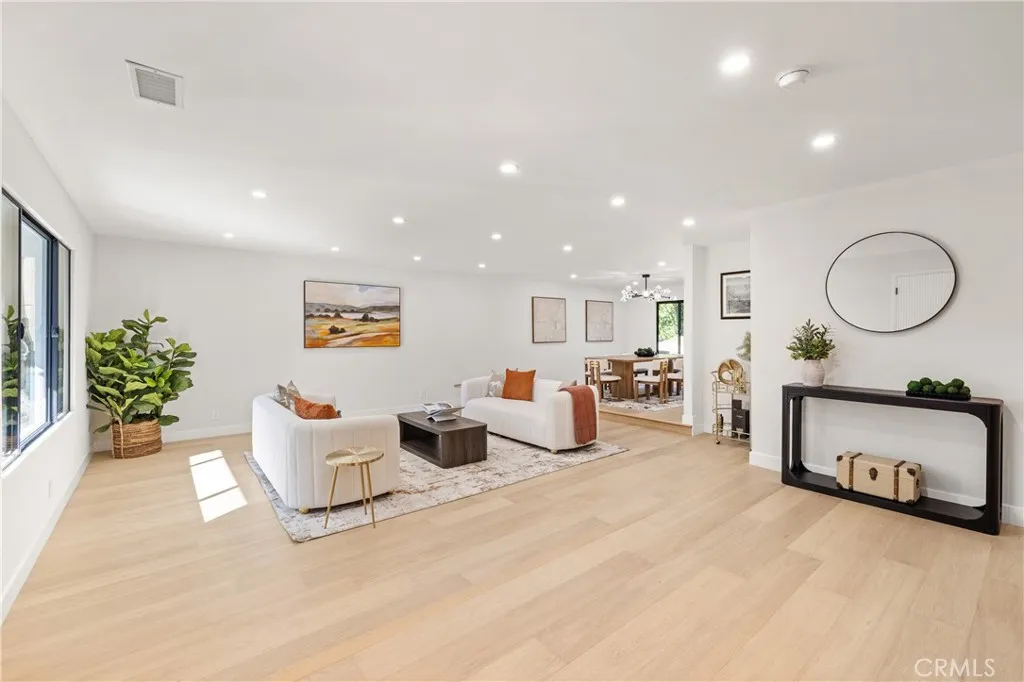 5340 Edgeware Drive, Calabasas, California 91301 home-pic-15