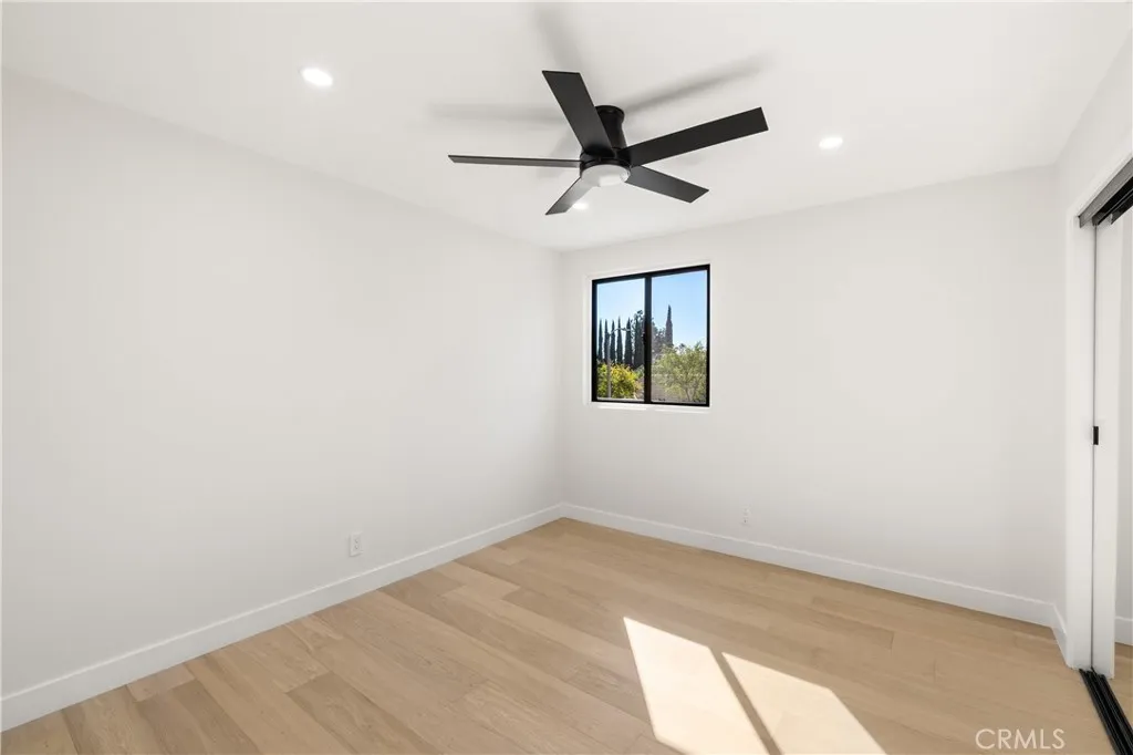 5340 Edgeware Drive, Calabasas, California 91301 home-pic-30