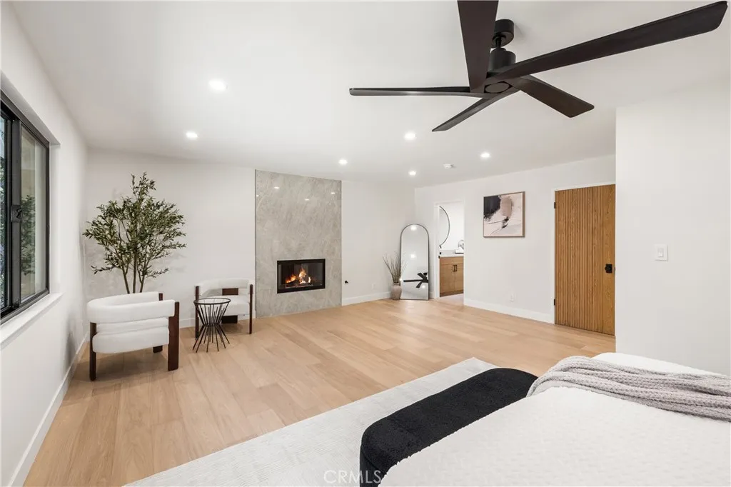 5340 Edgeware Drive, Calabasas, California 91301 home-pic-26