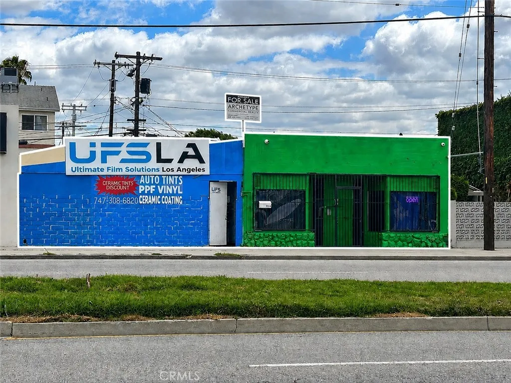 5112 5114 Vineland Ave