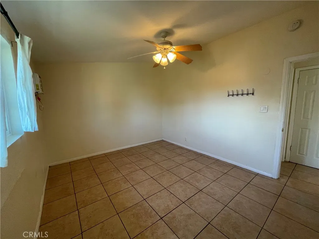 2010 W Lumber, Lancaster, California 93536 home-pic-30