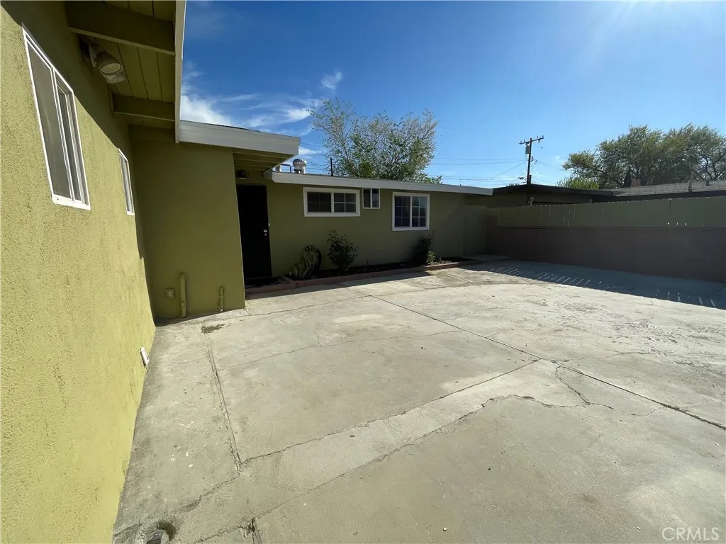 2010 W Lumber, Lancaster, California 93536 home-pic-72