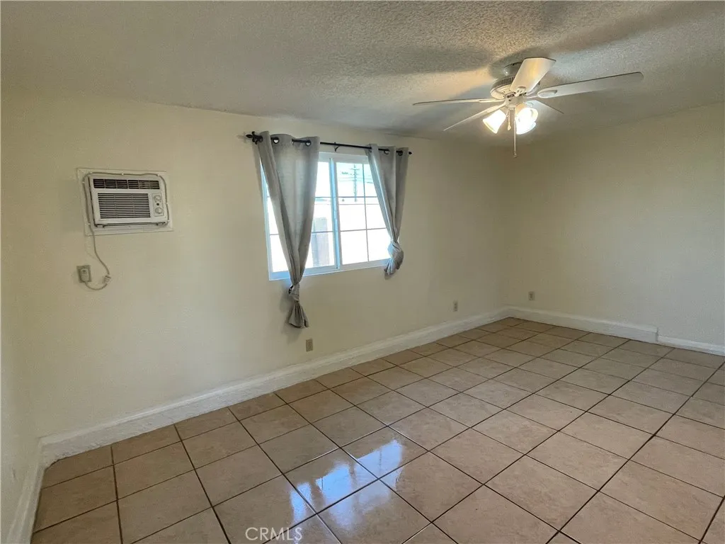 2010 W Lumber, Lancaster, California 93536 home-pic-43