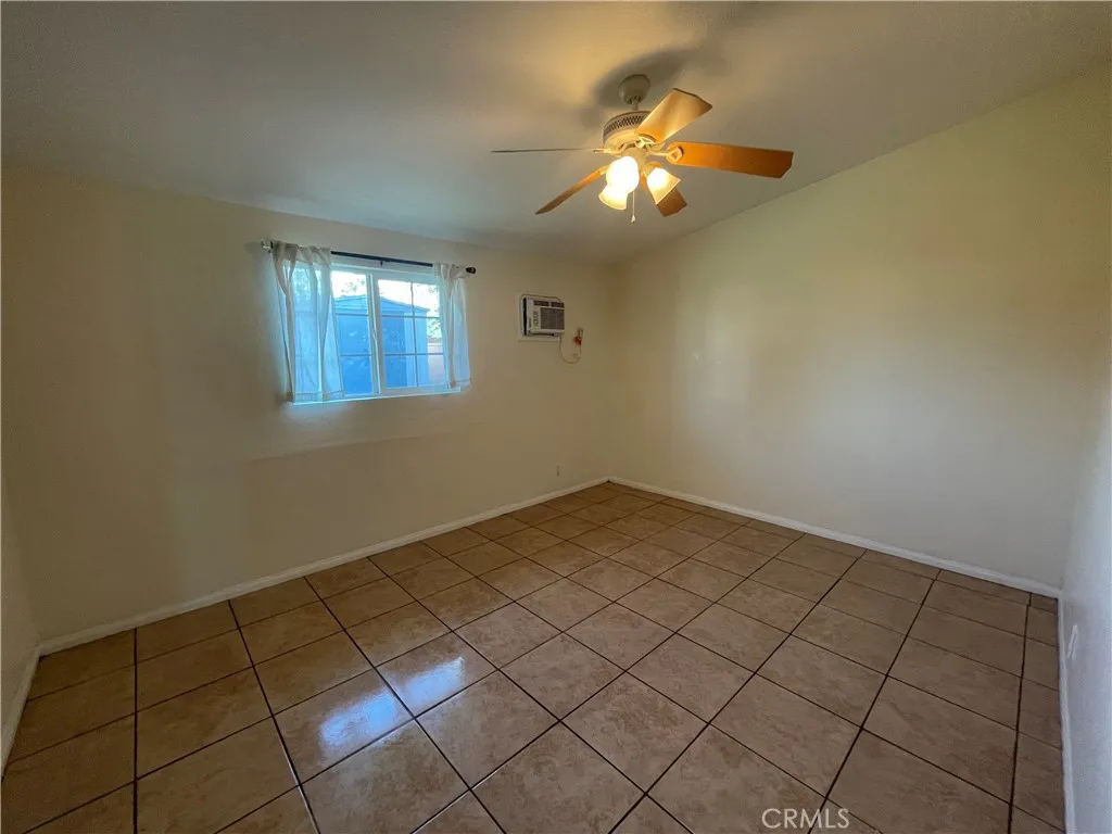 2010 W Lumber, Lancaster, California 93536 home-pic-27