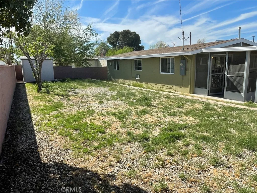 2010 W Lumber, Lancaster, California 93536 home-pic-7