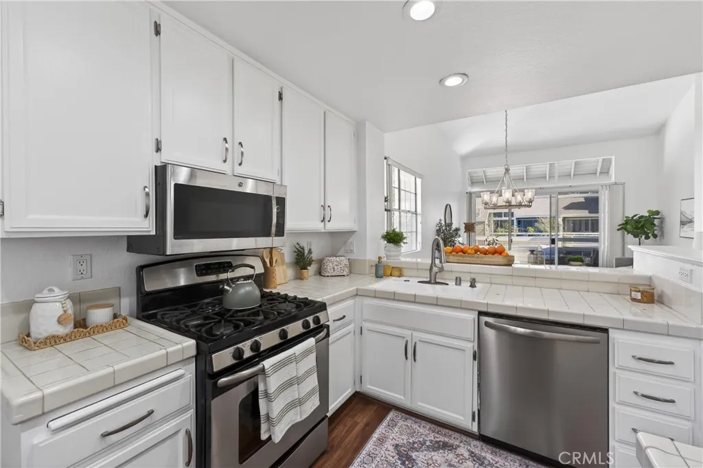 3740 S Bear, Santa Ana, California 92704 home-pic-20