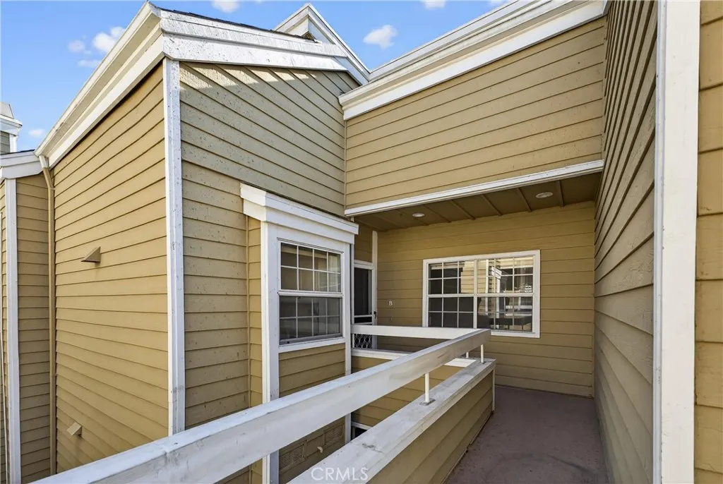 3740 S Bear, Santa Ana, California 92704 home-pic-2