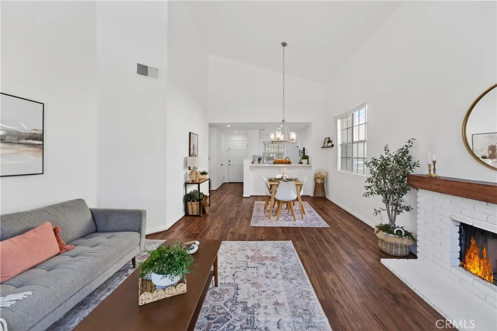 3740 S Bear, Santa Ana, California 92704 home-pic-6