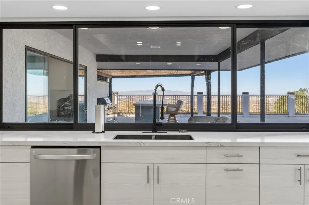 1836 Carson Mesa, Palmdale, California 93550 home-pic-17