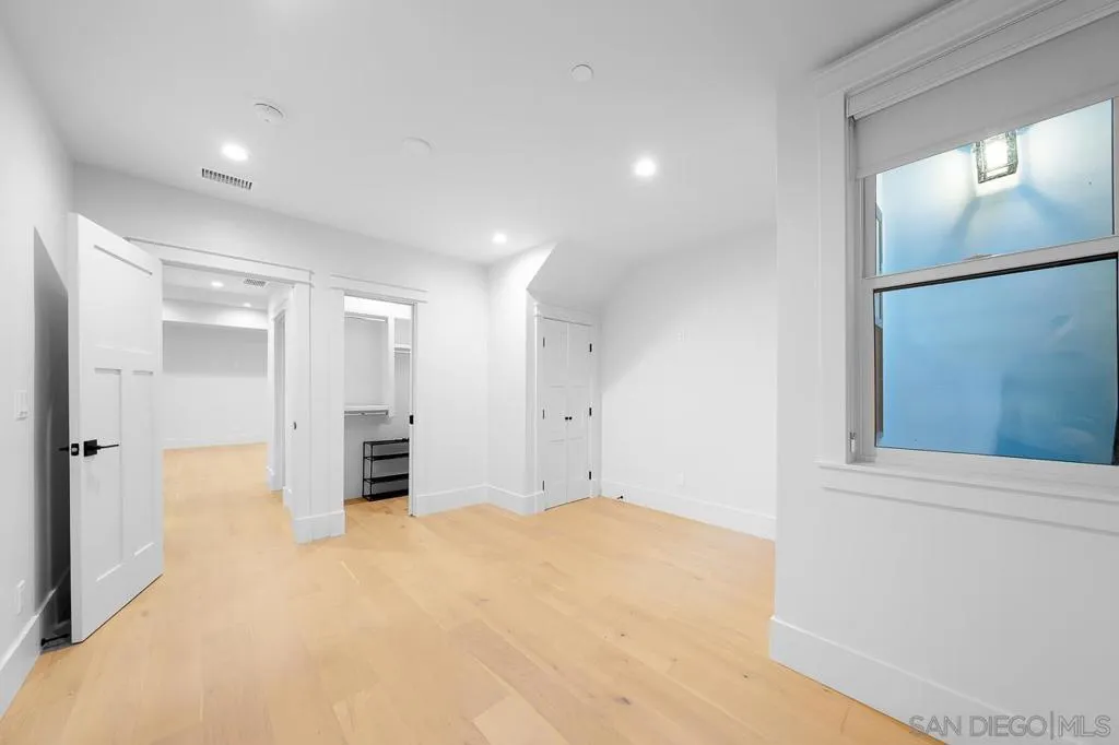 825 9th St., Coronado, California 92118 home-pic-26