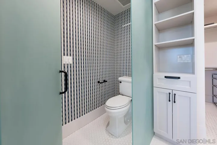 825 9th St., Coronado, California 92118