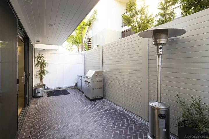 825 9th St., Coronado, California 92118