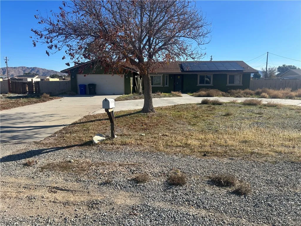15395 Apache, Apple Valley, California 92307 home-pic-0