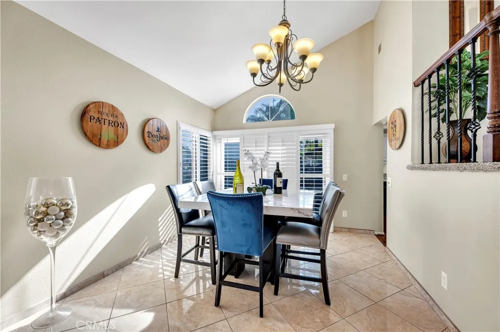 39672 Maple Leaf Court, Murrieta, California 92563 home-pic-13