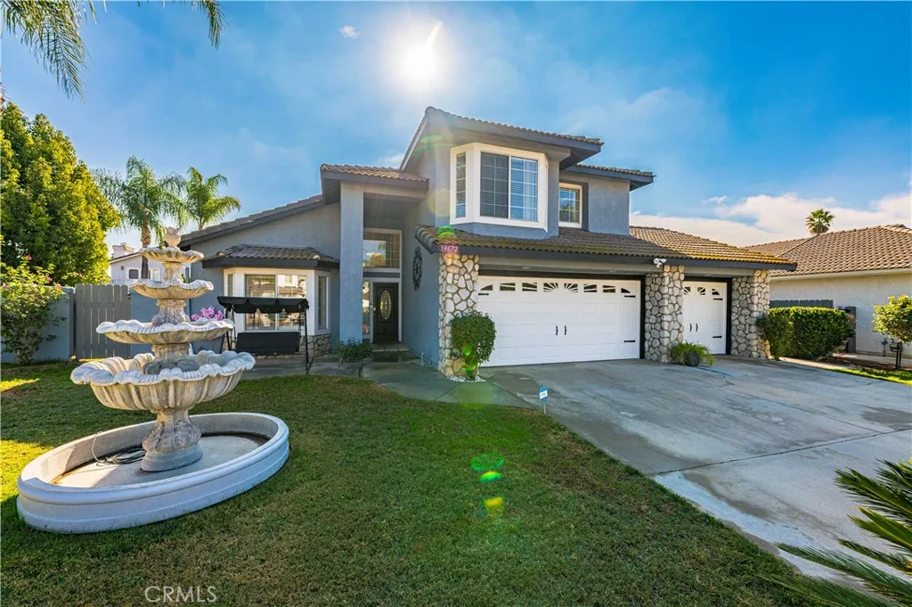 39672 Maple Leaf Court, Murrieta, California 92563 home-pic-0