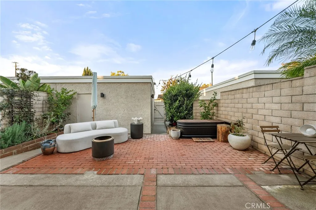 5006 Hampton Court, Westminster, California 92683 home-pic-28