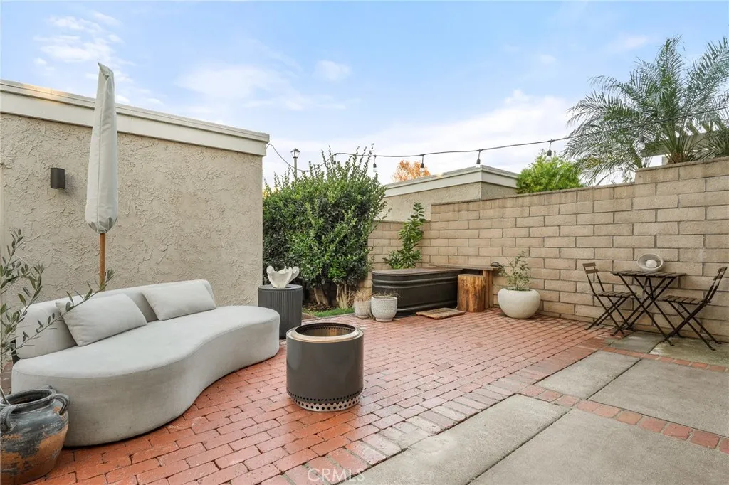 5006 Hampton Court, Westminster, California 92683 home-pic-25