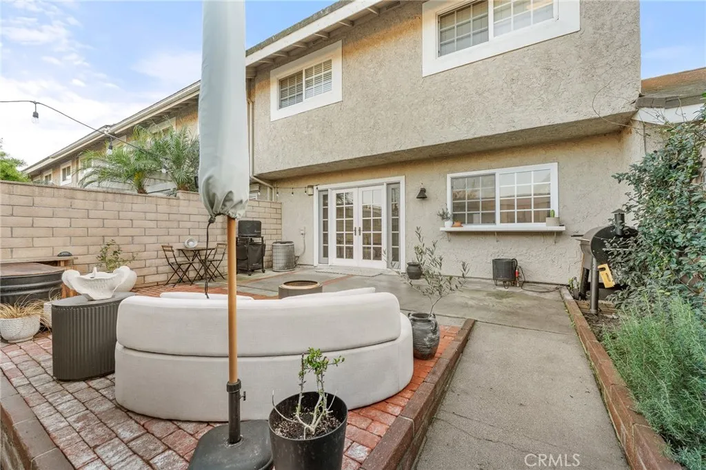 5006 Hampton Court, Westminster, California 92683 home-pic-24